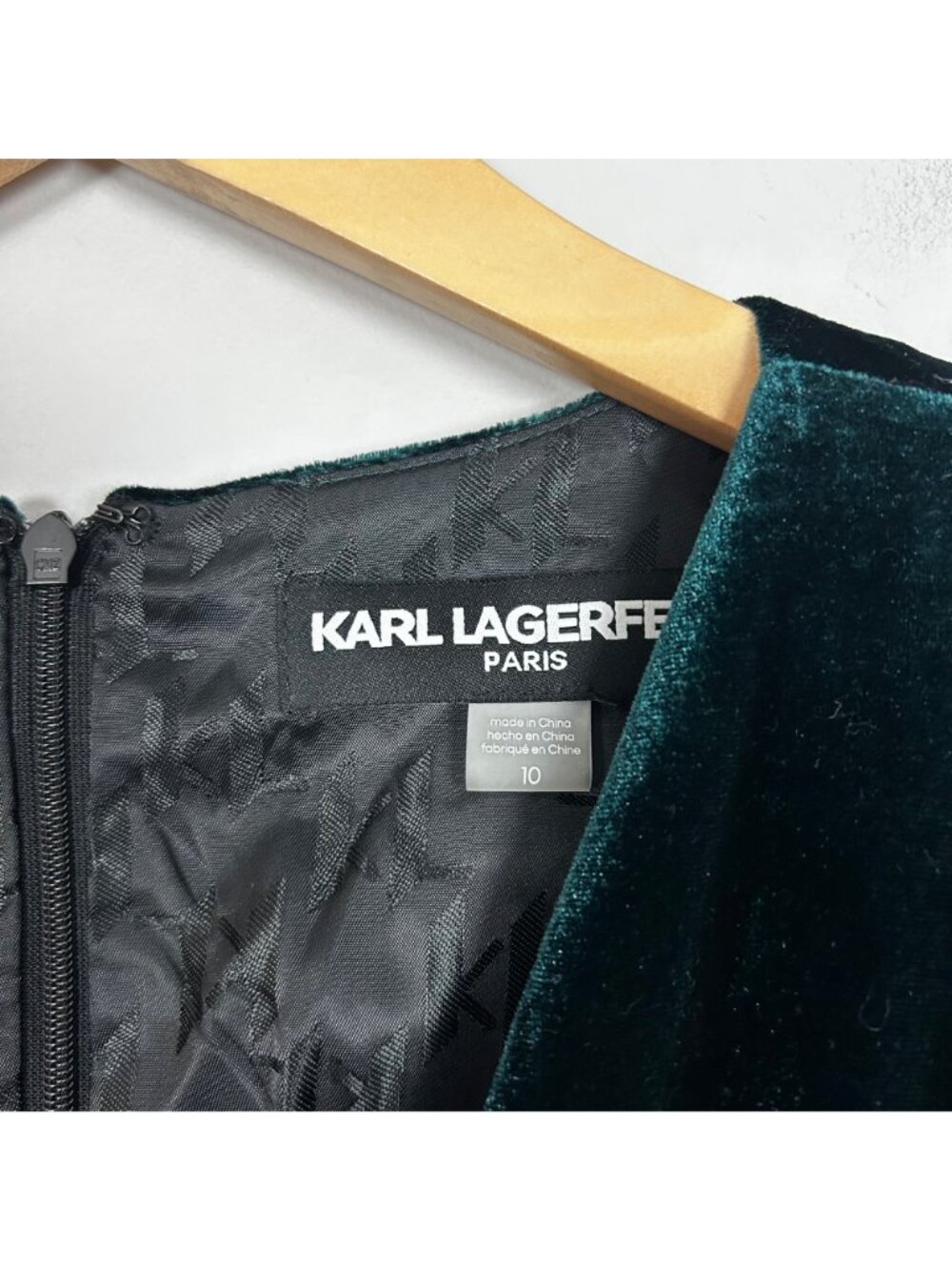 Karl Lagerfeld Green Velvet Faux Wrap Dress Tie Waist Size 10 Women's - Picture 6 of 6